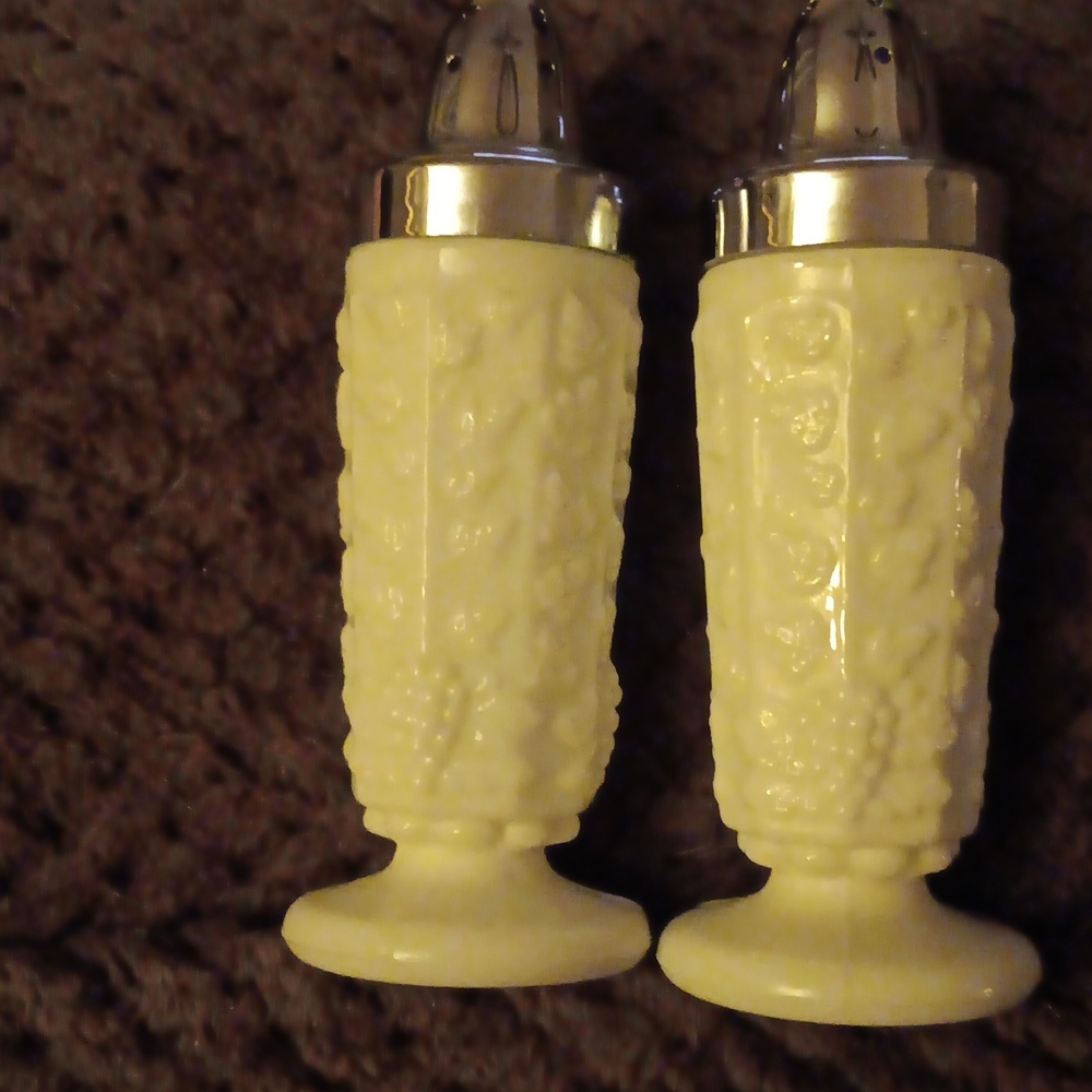 MILK GLASS SALT AND PEPPER